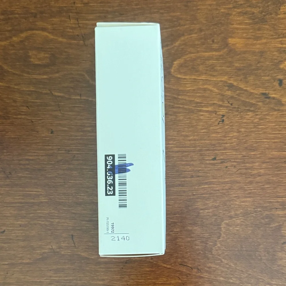 IKEA HALVKLART LED Bulb with Warm White Light 2 m NWT